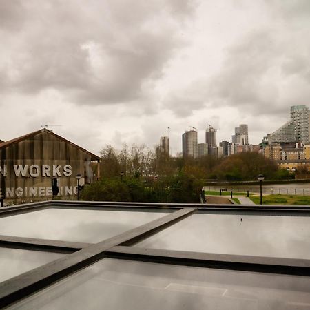 Loft Style Apartment Near O2, Abba Voyage, Excel 伦敦 外观 照片